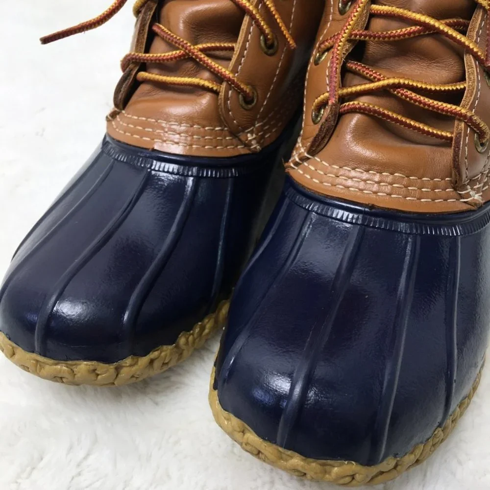 L.L. Bean Boots Men's Duck Boots Lace up Size 8 Leather Brown and Blue